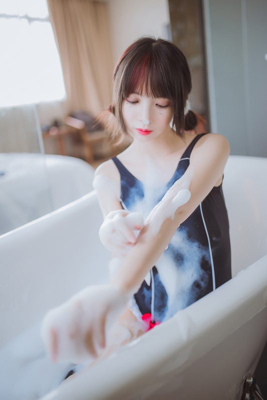 【在线看】喵糖映画 VOL.320 [28P]-维密网-全网首发微密圈美女写真