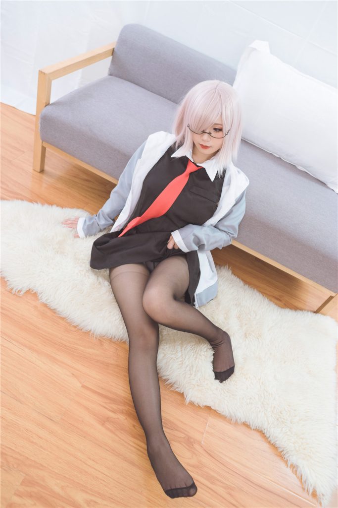 【在线看】轻兰映画 Grand.009 [73P1V]-维密网-全网首发微密圈美女写真