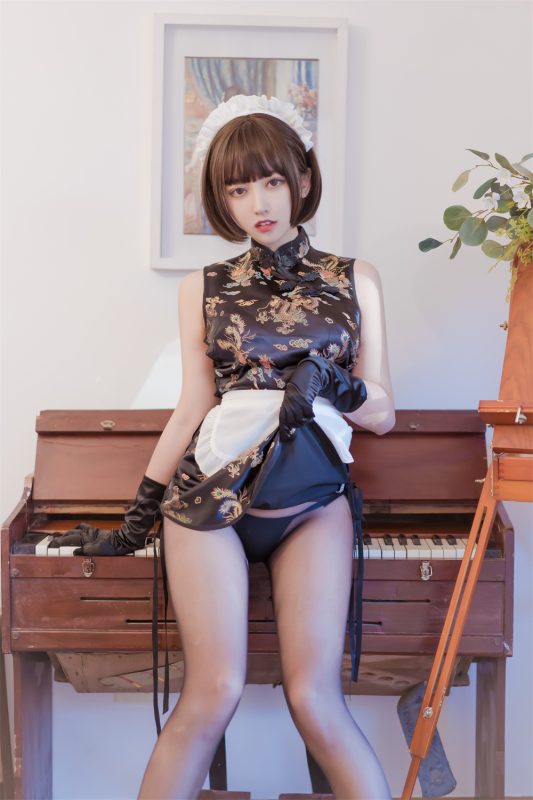 【在线看】过期米线线喵 黑丝旗袍 [43P]-维密网-全网首发微密圈美女写真