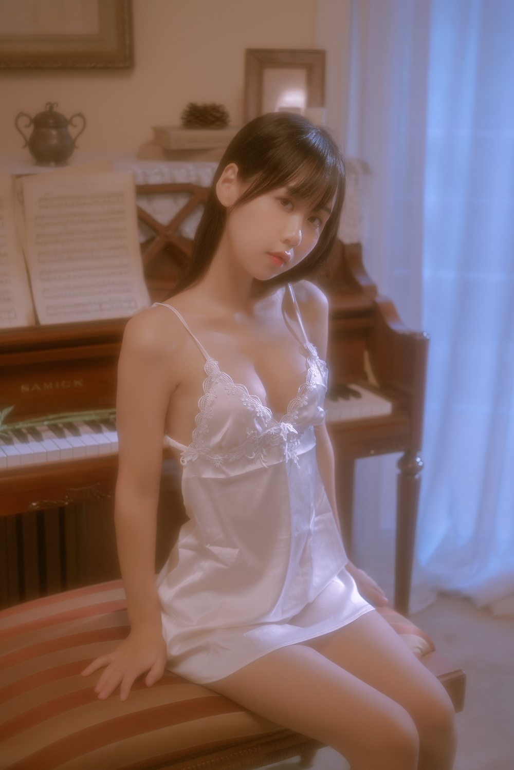 图片[1]-【在线看】萌芽儿o0 NO.018 遐 私房 [43P1G] - WEIME-写真网-WEIME-写真网