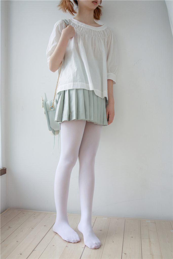 【在线看】JKFUN-009 默陌 [105P1V]-维密网-全网首发微密圈美女写真