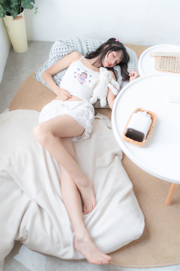 【在线看】喵糖映画 VOL.465 [32P]-维密网-全网首发微密圈美女写真