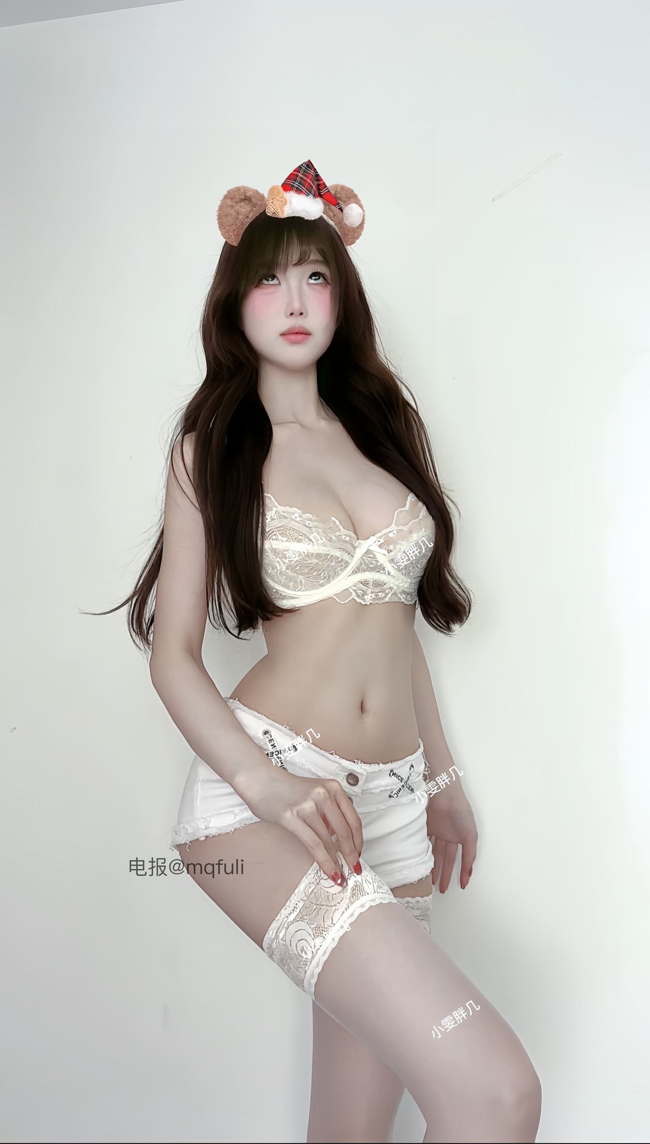 图片[1]-【在线看】抖音 小雯胖几 铁粉空间 NO.002期 【9P】 - WEIME-写真网-WEIME-写真网