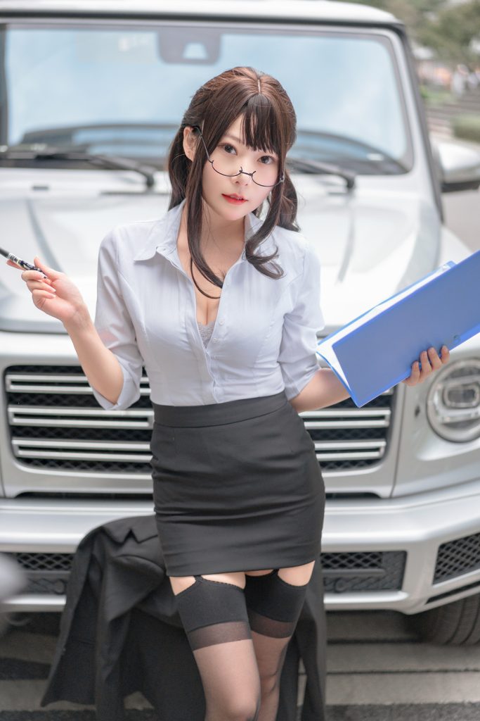 【在线看】香草喵露露 NO.038 丝袜西装诱惑 [24P-295MB]-维密网-全网首发微密圈美女写真