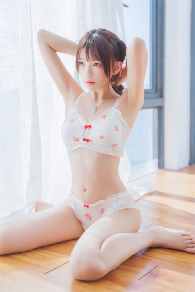 【在线看】桜桃喵 VOL.069 [47P] 小草莓-维密网-全网首发微密圈美女写真
