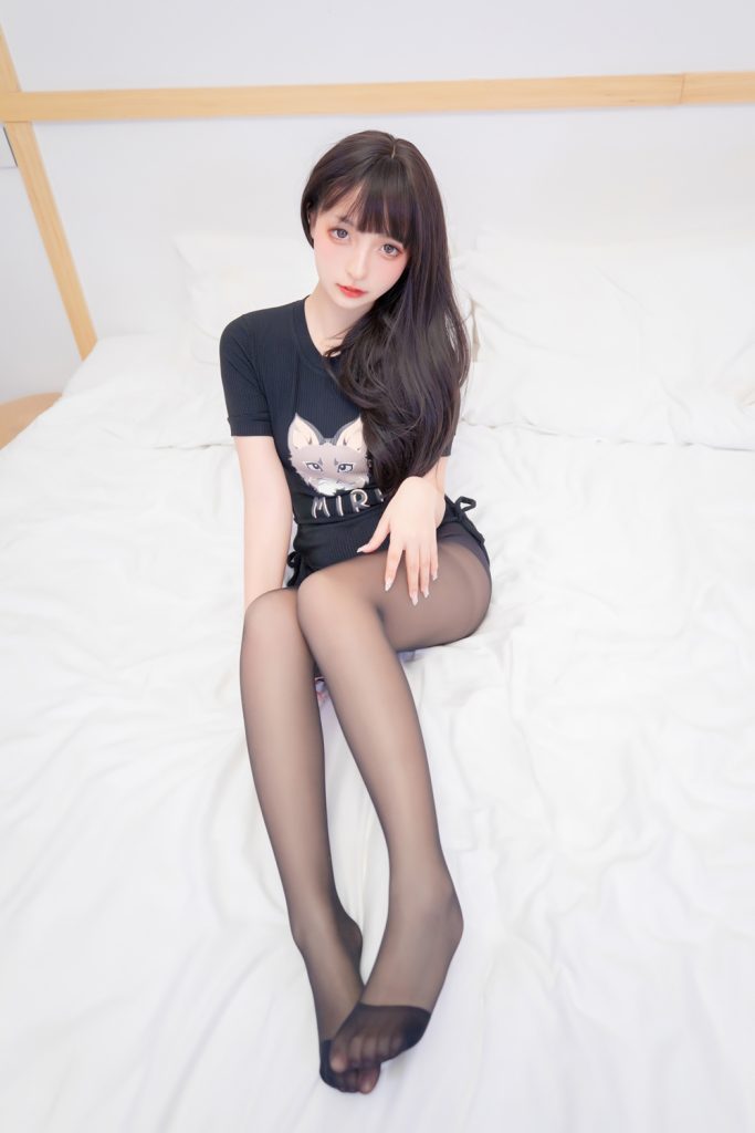 【在线看】神楽坂真冬 – 11月微博订阅 [68P280M]-维密网-全网首发微密圈美女写真