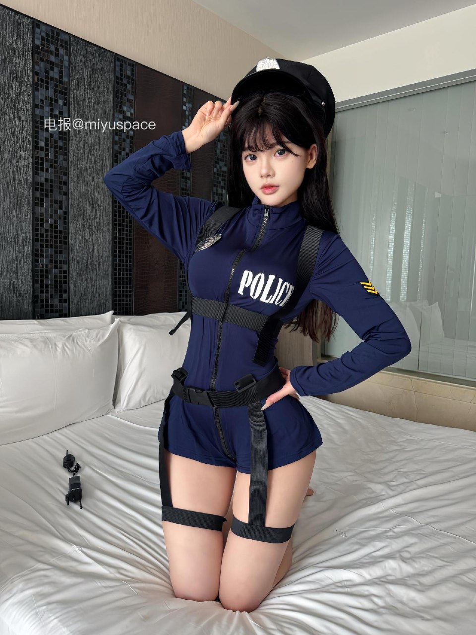 图片[1]-【在线看】抖音 六六狮 岛遇 NO.002期 【27P1V】 - WEIME-写真网-WEIME-写真网