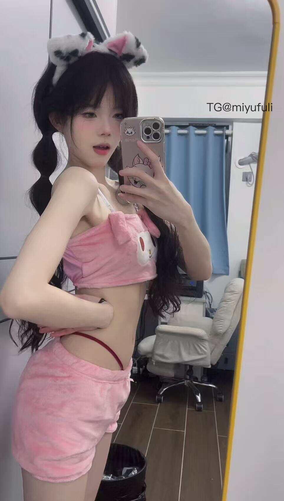 图片[6]-【在线看】抖音 七七吖 岛遇 NO.001期 【10P6V】 - WEIME-写真网-WEIME-写真网