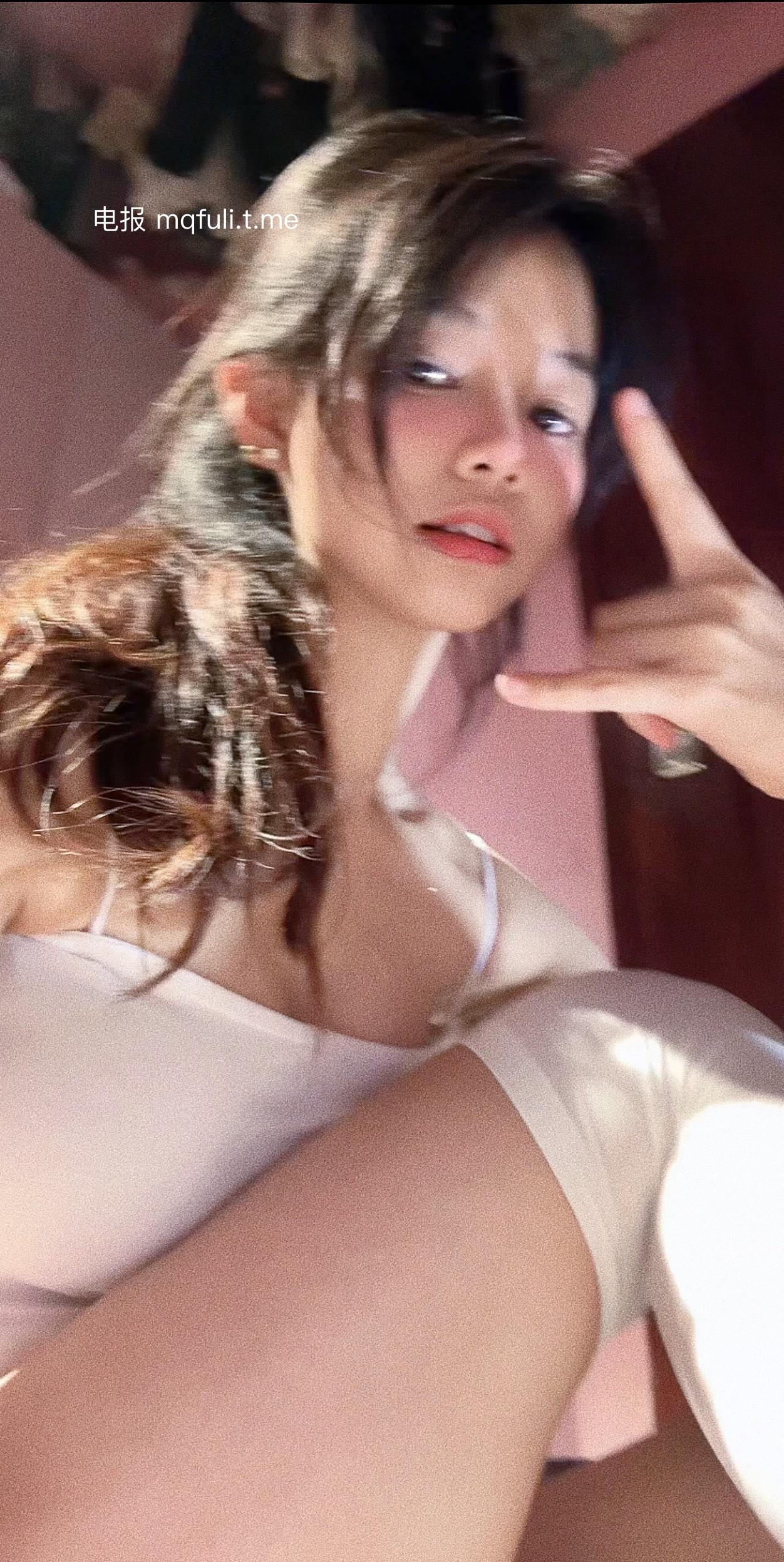 图片[44]-【在线看】抖音 冯官丽 微密圈 NO.002期 【61P1V】 - WEIME-写真网-WEIME-写真网